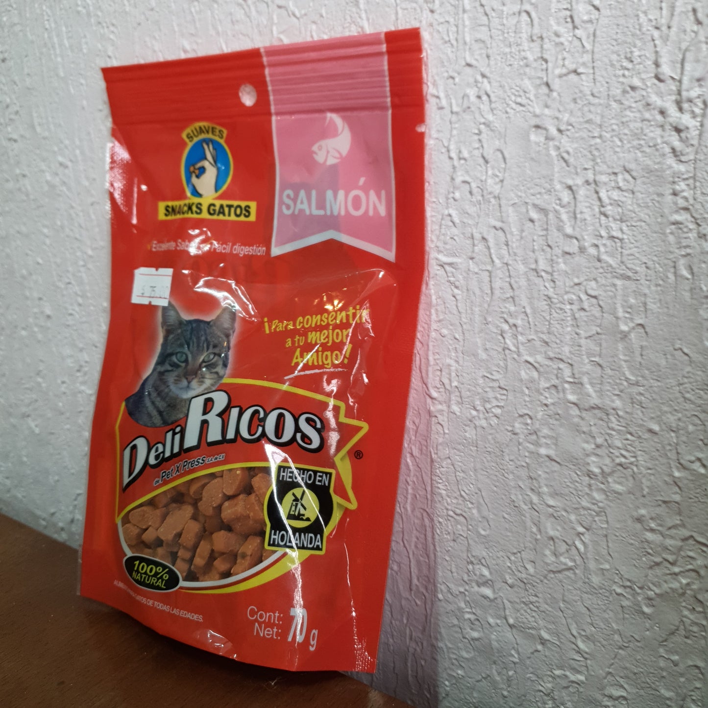 Deliricos pescaditos suaves para gato salmón