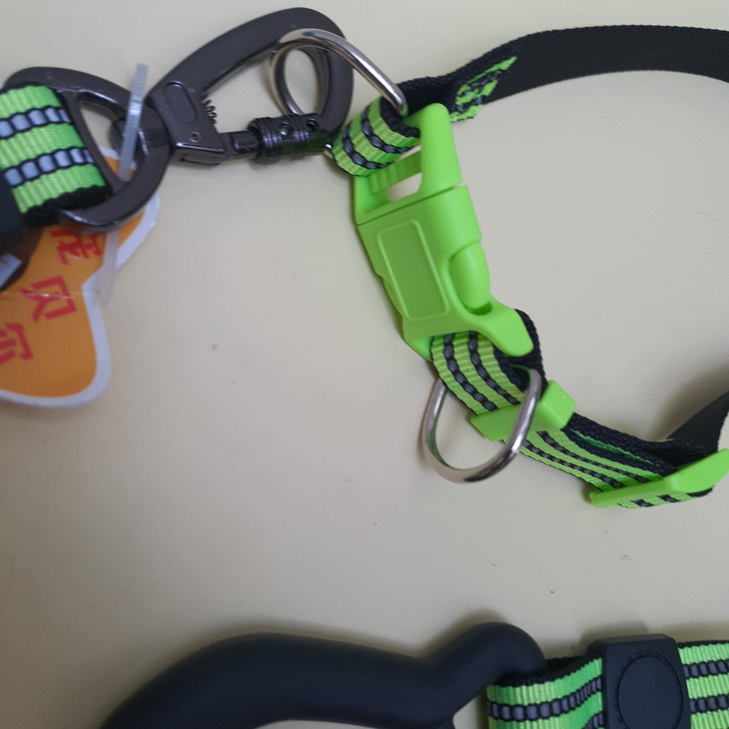 Collar y correa verde reflejante con mango