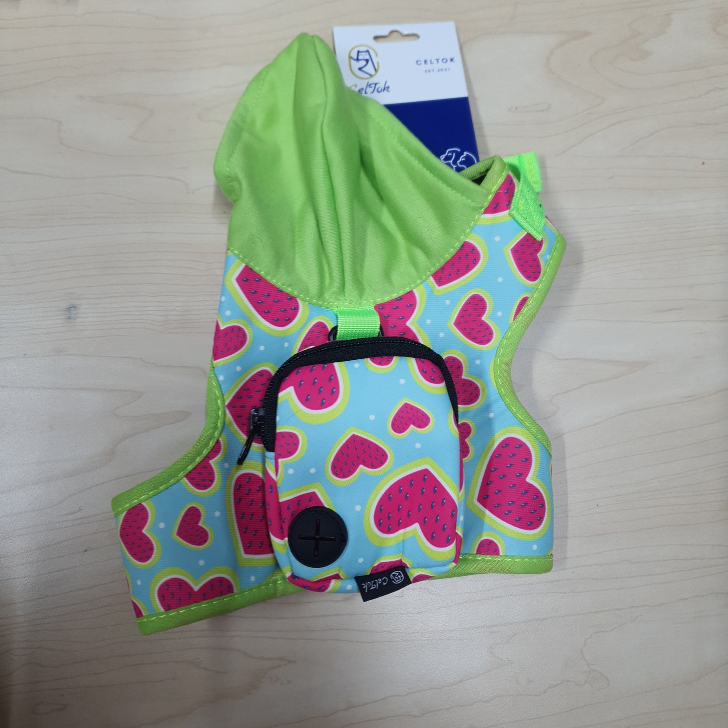 Pechera con mochilita celtok