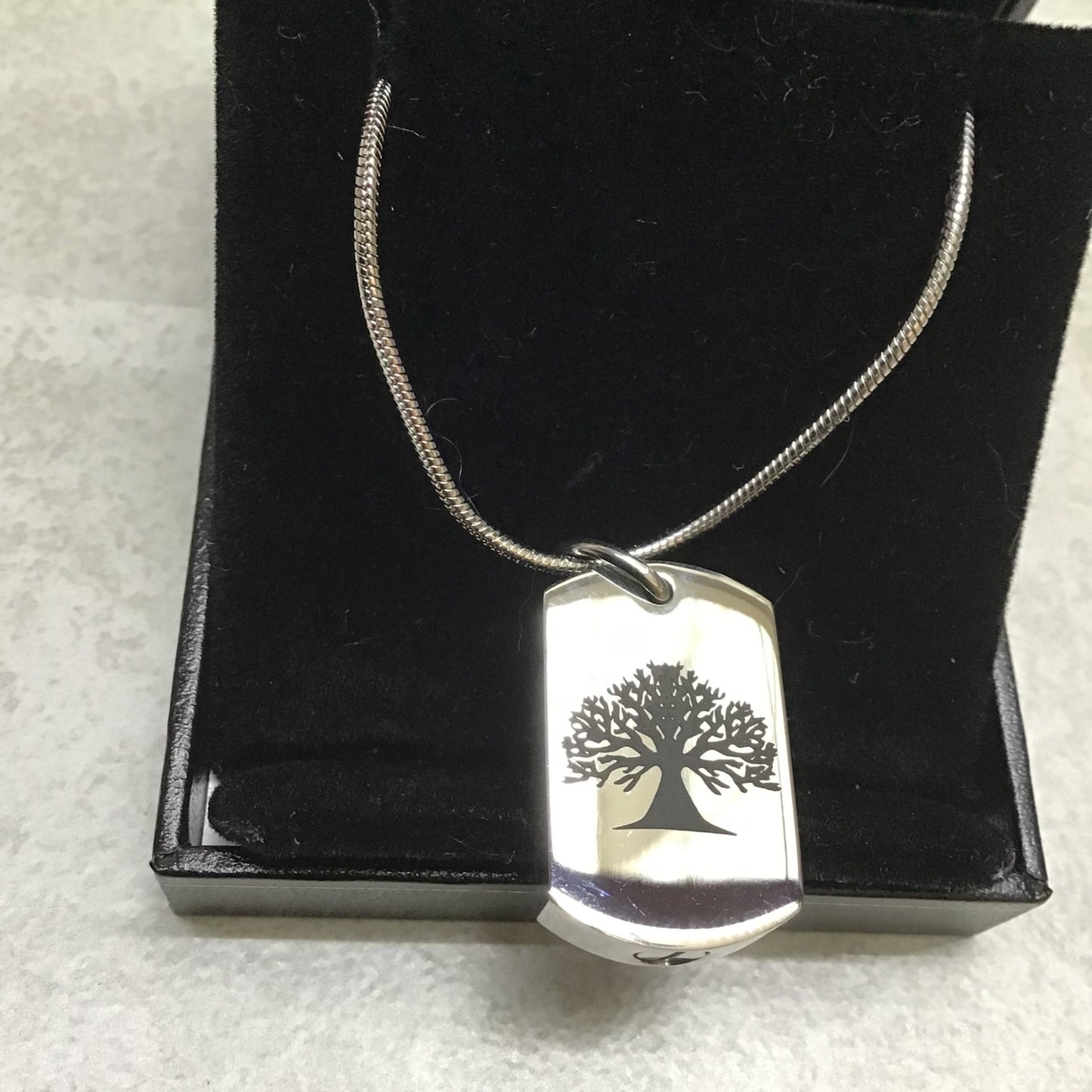 Dije relicario rectangular Árbol