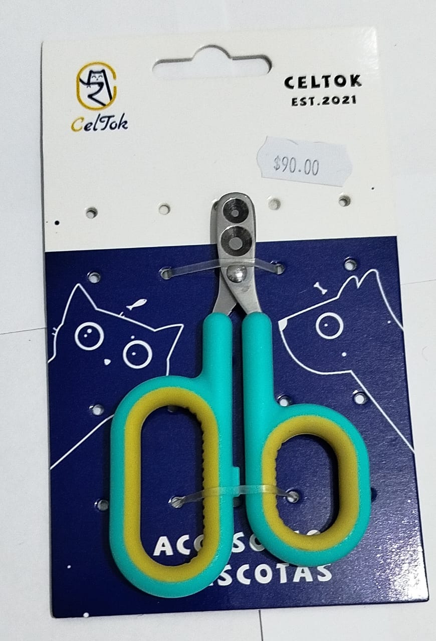 Corta uñas chico para perro raza pequeña.