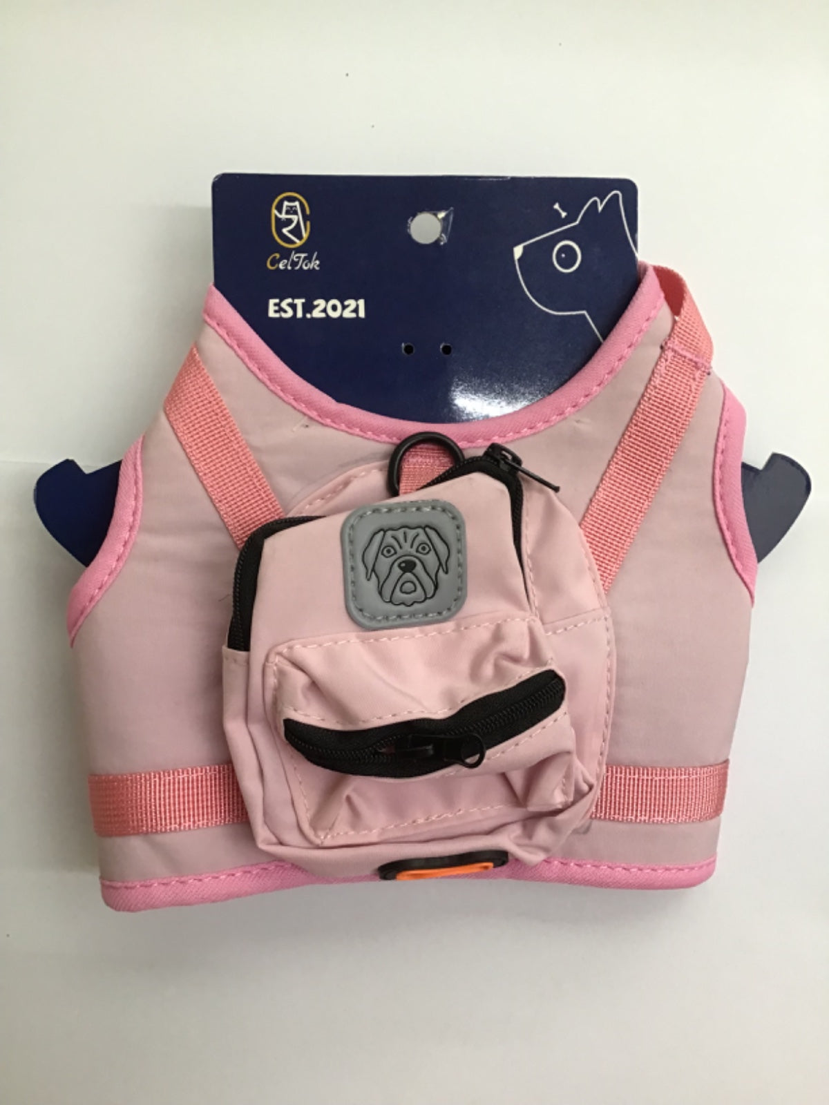 Pechera con mochilita celtok